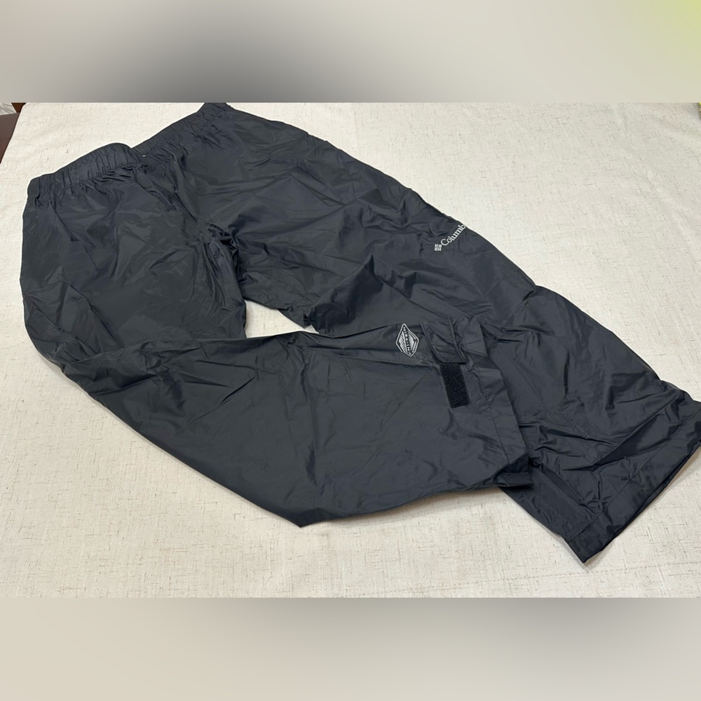 Columbia Men's Black Casual Pants - Picture 2 of 9